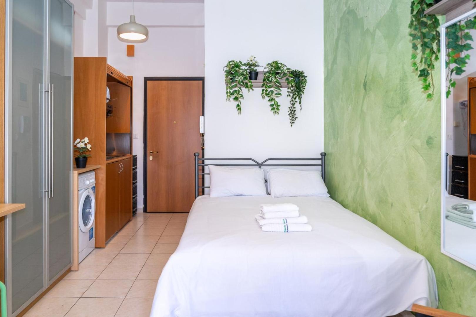 Kosmos Sercvice Apartment Beautiful Studio 2 With Additional Cost Parking Tessalónica Exterior foto