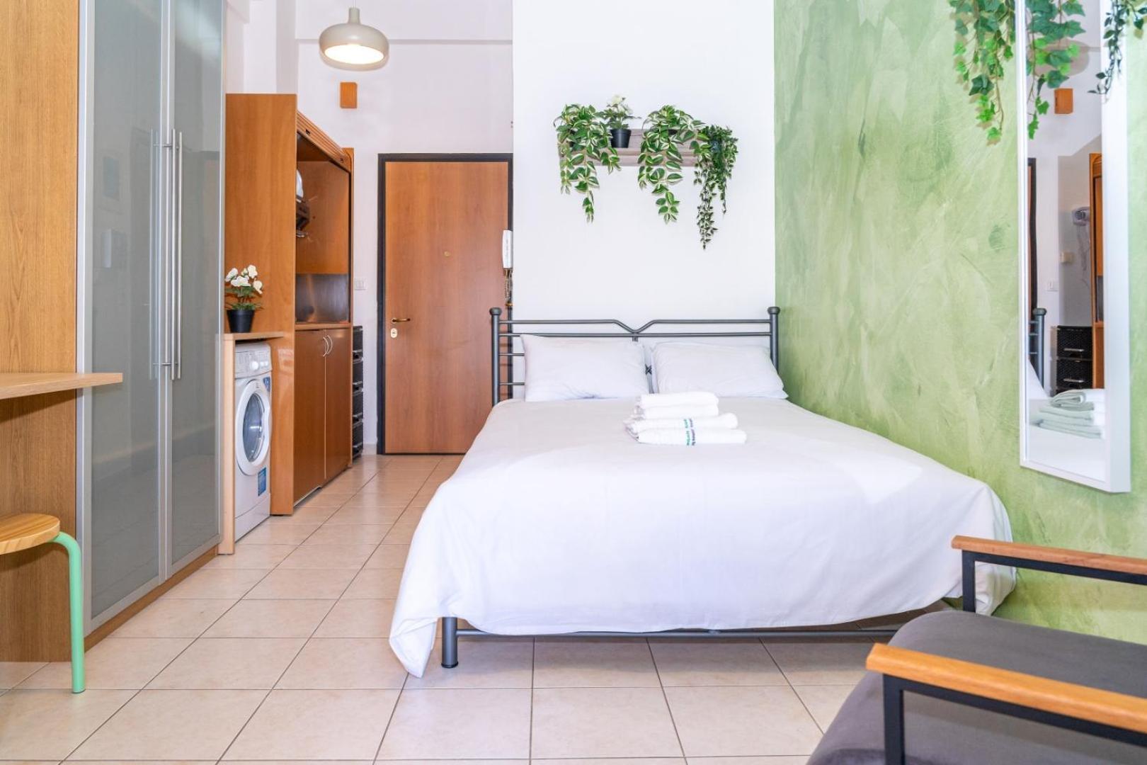 Kosmos Sercvice Apartment Beautiful Studio 2 With Additional Cost Parking Tessalónica Exterior foto