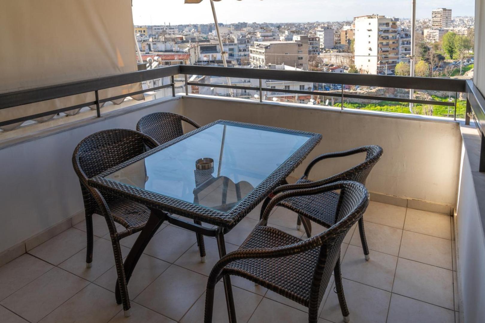 Kosmos Sercvice Apartment Beautiful Studio 2 With Additional Cost Parking Tessalónica Exterior foto