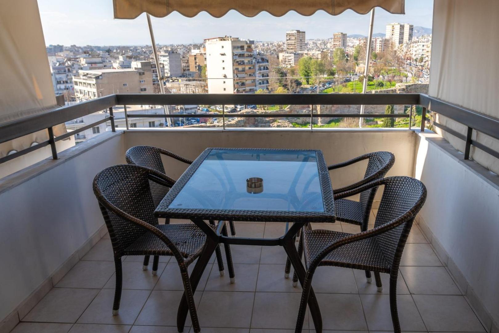 Kosmos Sercvice Apartment Beautiful Studio 2 With Additional Cost Parking Tessalónica Exterior foto